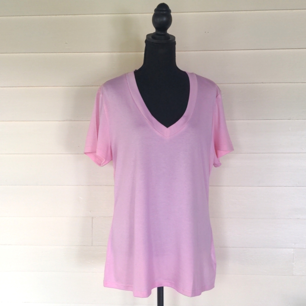 Women's Pink V-Neck short sleeve T-shirt size XXL